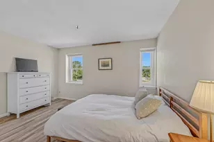 28 Academy St, Franconia, NH 03580 - Photo 17