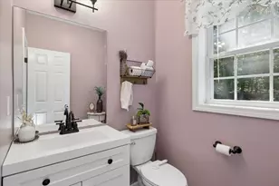 165 Governors Rd, Pittsfield, NH 03263 - Photo 33