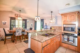 12 Henry St, Salem, NH 03079 - Photo 5