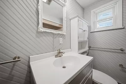 58 Cottage Avenue, Manchester, NH 03103 - Photo 17