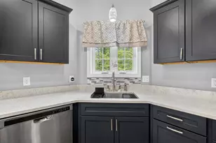 128 Pemigewasset Dr, Conway, NH 03893 - Photo 3