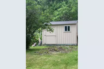 111 Acton Place, Royalton, VT 05068 - Photo 11