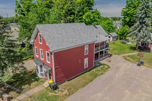 22 West St, Laconia, NH 03246 - Photo 5