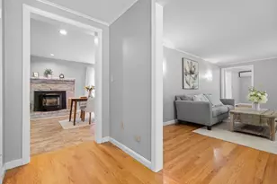 23 Middle Dunstable Rd, Nashua, NH 03062 - Photo 5