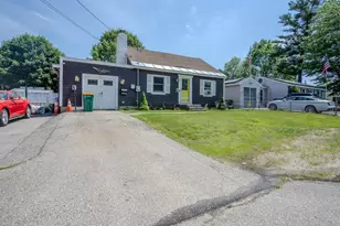 5 Russell St, Rochester, NH 03867 - Photo 3