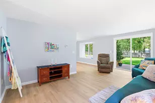 1 Highland Green Ln, Merrimack, NH 03054 - Photo 5