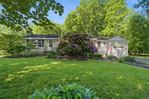 25 North Ave, Plaistow, NH 03865 - Photo 1