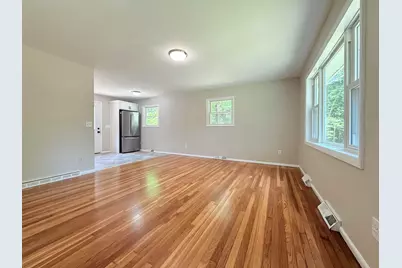 37 Bluff Street, Salem, NH 03079 - Photo 11