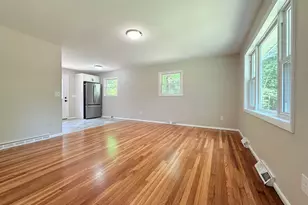 37 Bluff St, Salem, NH 03079 - Photo 11