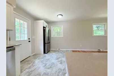 37 Bluff Street, Salem, NH 03079 - Photo 7