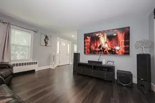 54 College Ave, Manchester, NH 03102 - Photo 9
