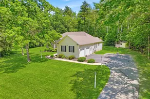22 May Ln, Pelham, NH 03076 - Photo 5