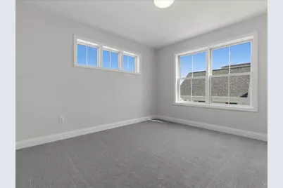 445 Old Farm Road, South Burlington, VT 05403 - Photo 17