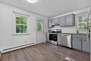 38 Duffy St, Franklin, NH 03235 - Photo 15
