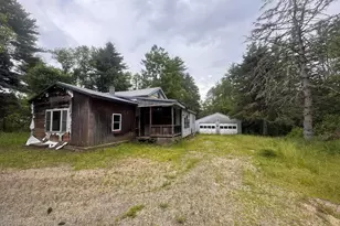 190 Ashuelot St, Winchester, NH 03470 - Photo 1