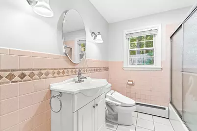10 Oakdale Avenue, Nashua, NH 03062 - Photo 21