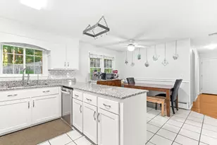 10 Oakdale Ave, Nashua, NH 03062 - Photo 13