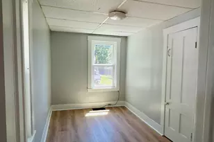 65 Mechanic St, Winchester, NH 03470 - Photo 11