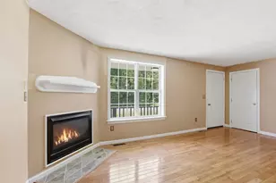 27 St John Ln, Hampstead, NH 03841 - Photo 11