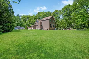 14 Broadway Ave, Gorham, NH 03581 - Photo 9