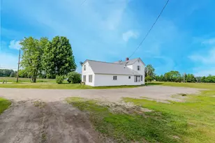 343 Benton Rd, Haverhill, NH 03774 - Photo 7