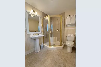 21 Henry Street, Claremont, NH 03743 - Photo 7