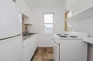 27 Blodget St, Manchester, NH 03104 - Photo 59