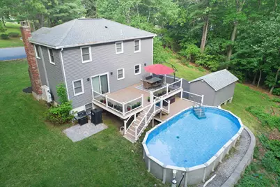 19 Claire Avenue, Derry, NH 03038 - Photo 5