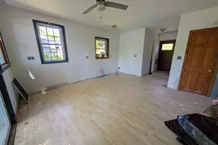 23 Penn Ave, Deerfield, NH 03037 - Photo 3