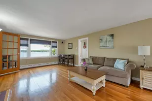 204 Shore Dr, Laconia, NH 03247 - Photo 17