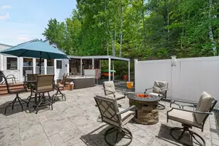 405 Westcott St, Berlin, NH 03570 - Photo 11