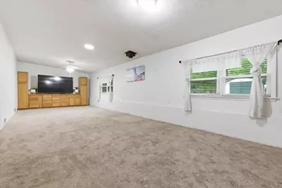 109 Airport Parkway, South Burlington, VT 05403 - Photo 37