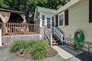 173 Mammoth Rd, Manchester, NH 03109 - Photo 9