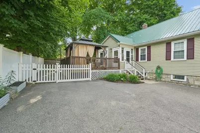 173 Mammoth Road, Manchester, NH 03109 - Photo 7
