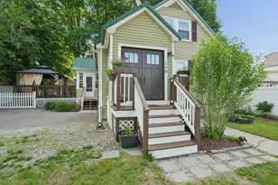 173 Mammoth Rd, Manchester, NH 03109 - Photo 3