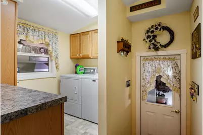 40 Main Street, Gorham, NH 03581 - Photo 25