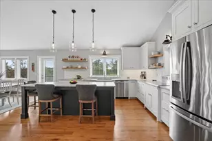 11 Wheeler Farm Rd, Bedford, NH 03110 - Photo 5