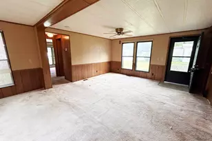 37 Monadnock Dr, Rochester, NH 03867 - Photo 5