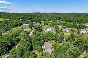 12 Middleton Dr, Bedford, NH 03110 - Photo 55