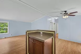 2 Tamarack Pl, Londonderry, NH 03038 - Photo 11