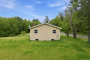 461 Coventry Rd, Benton, NH 03785 - Photo 41