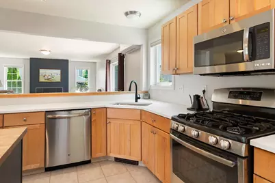 36 Bower Street, South Burlington, VT 05403 - Photo 11