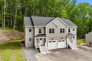 21 Speare Rd, Hudson, NH 03051 - Photo 1