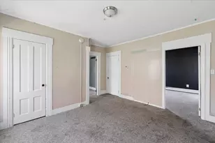 336 Spruce St, Manchester, NH 03103 - Photo 13