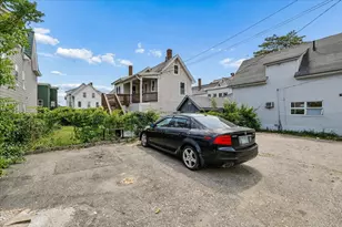 336 Spruce St, Manchester, NH 03103 - Photo 49