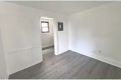 214-216 Pine Street, Burlington, VT 05401 - Photo 9