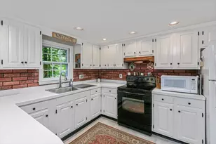 42 Old Town Farm Rd, Exeter, NH 03833 - Photo 5