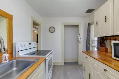 53 Butler Street, Hillsboro, NH 03244 - Photo 15