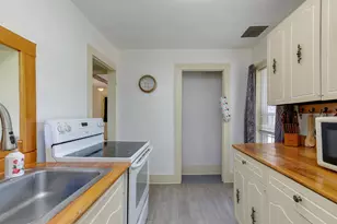 53 Butler St, Hillsboro, NH 03244 - Photo 15