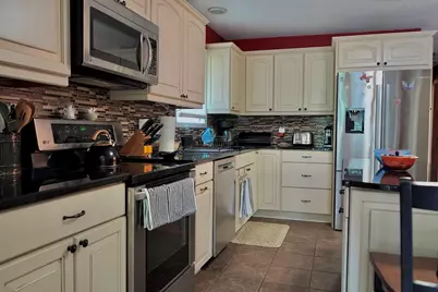 5 Victor Place, Rutland City, VT 05701 - Photo 9